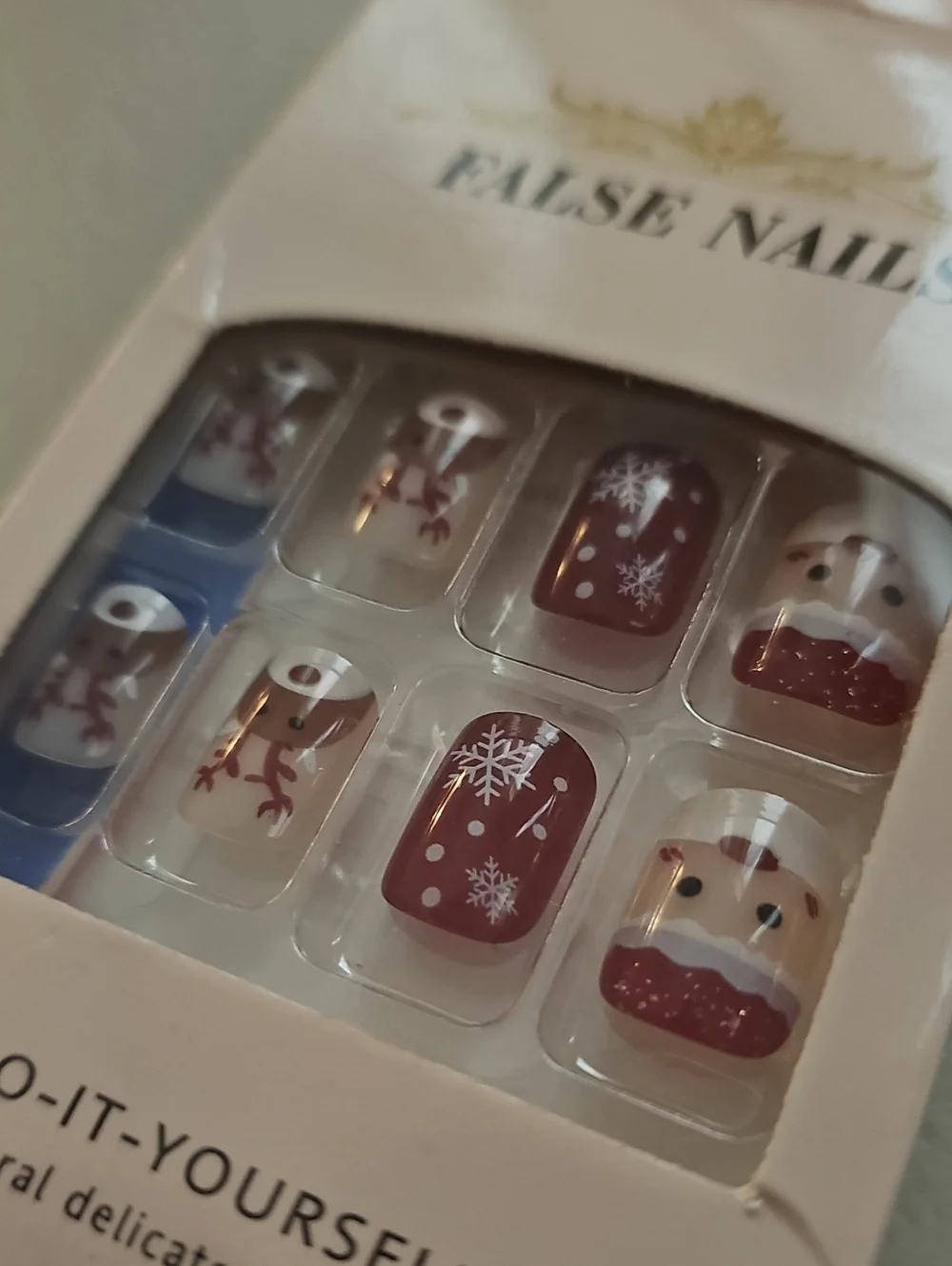 Holiday Red Snowflake & Reindeer Press-On Nail Set